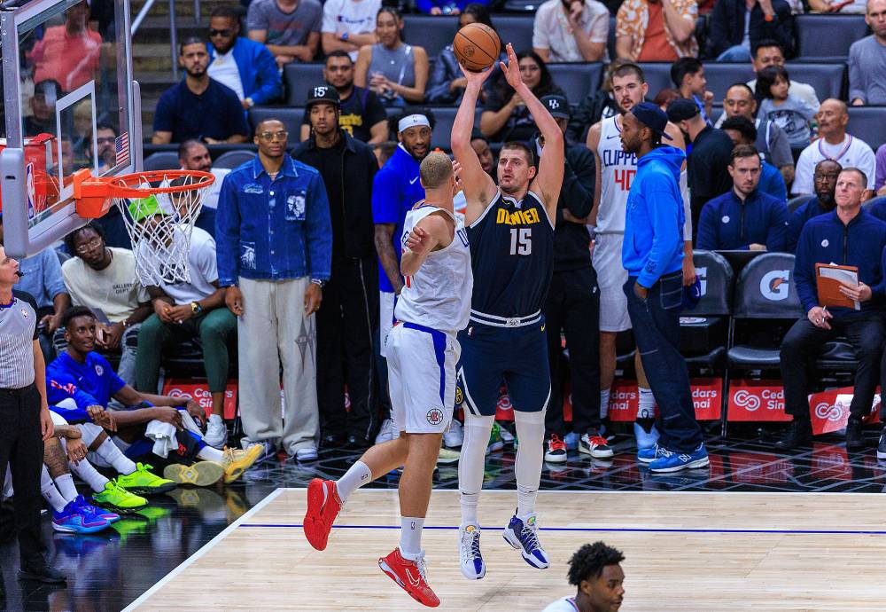 jogador Nikola Jović do Miami Heat durante a partida da NBA