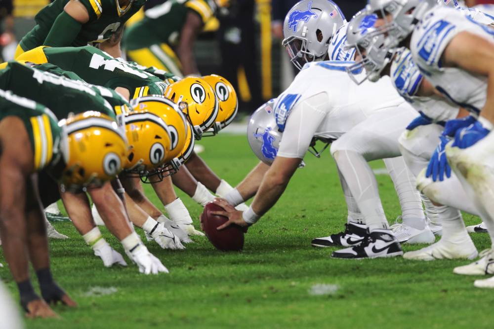 Jogadores do Packers durante partida da NFL