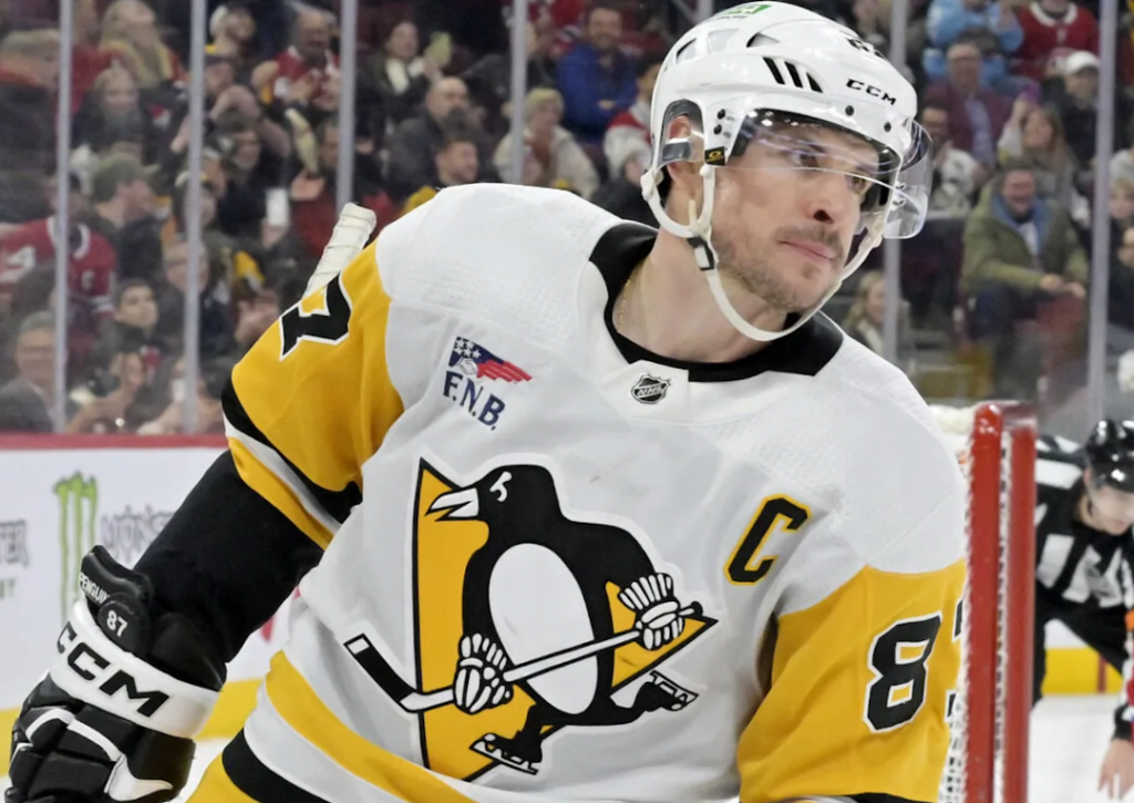 Sidney Crosby jogando pelos Penguins.